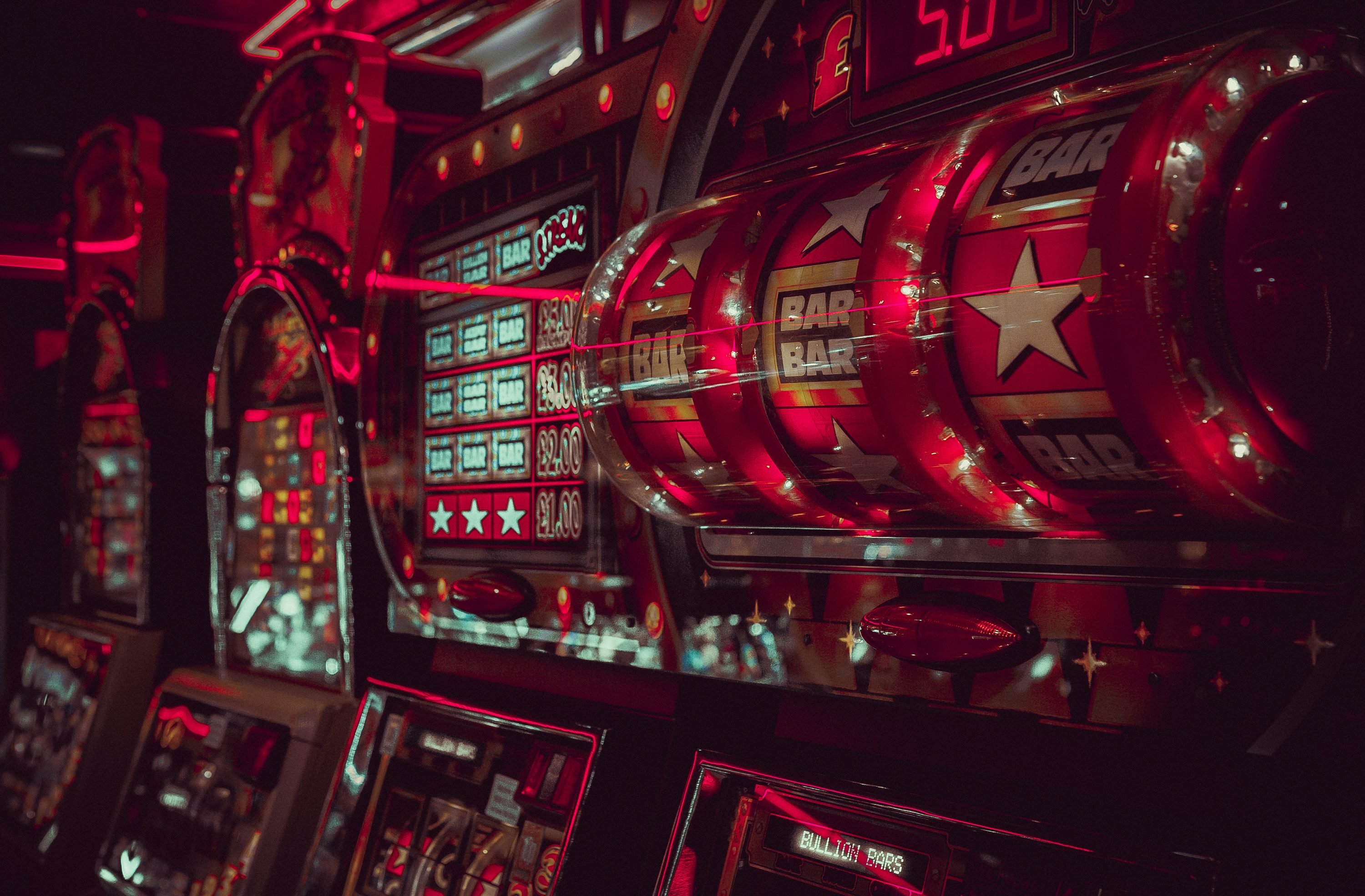 Privasi dan kontrol pengguna platform